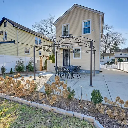 Charming Valley Stream Home 24 Mi To Central Park Exterior photo